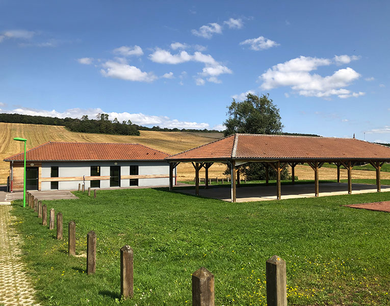 Salle des fêtes et halle